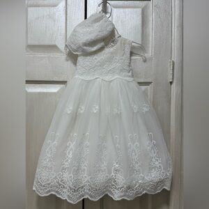 White Lace Baby Girl 3 Month Christening Gown Lined Dress And Bonnet Set